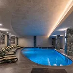Ξενοδοχείο Breeze 5*