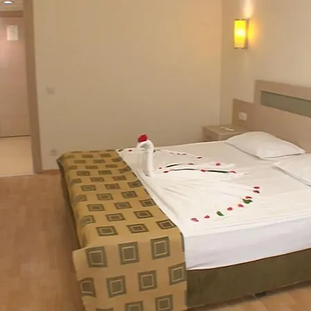 Hotell Breeze 5*