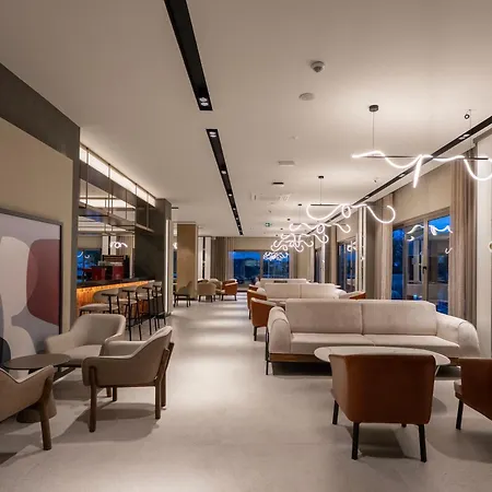 Breeze Hotell